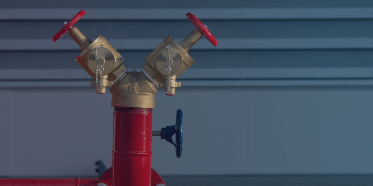 rede de incendio com registro de gaveta